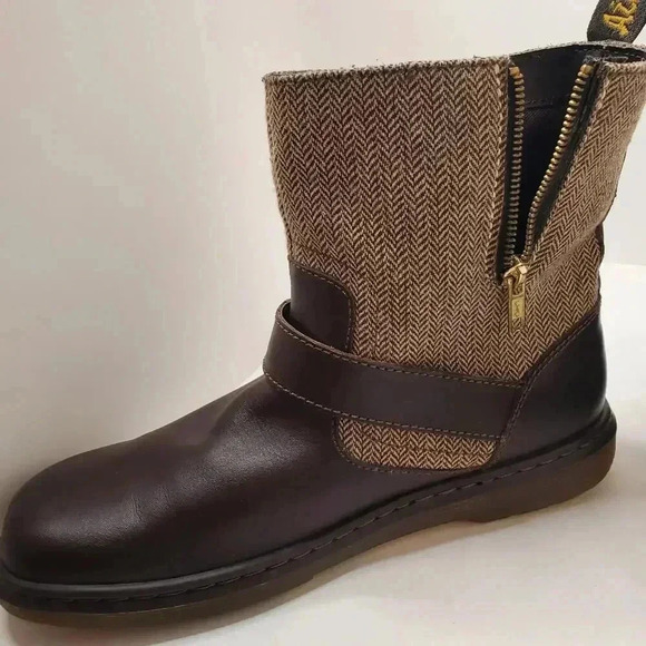 Dr. Martens Gayle Brown Boots Size 9 - Picture 6 of 13